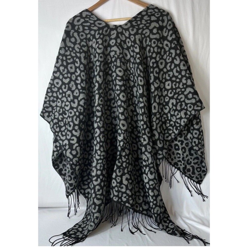 Women’s Cozy Fringe Wrap Cape Shawl Black Gray Leopard Print One Size Viv Lou